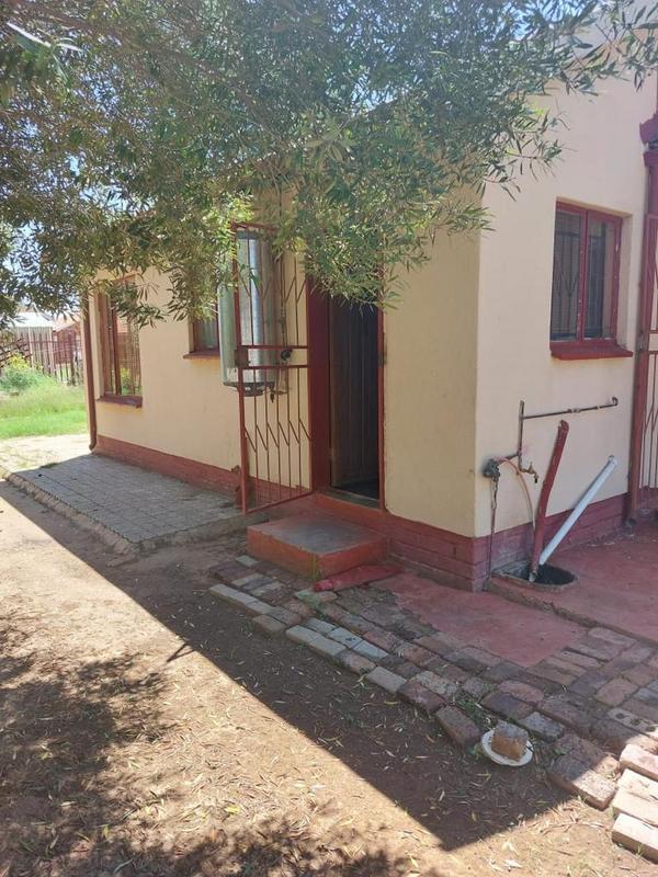 3 Bedroom Property for Sale in Mmabatho Unit 13 North West